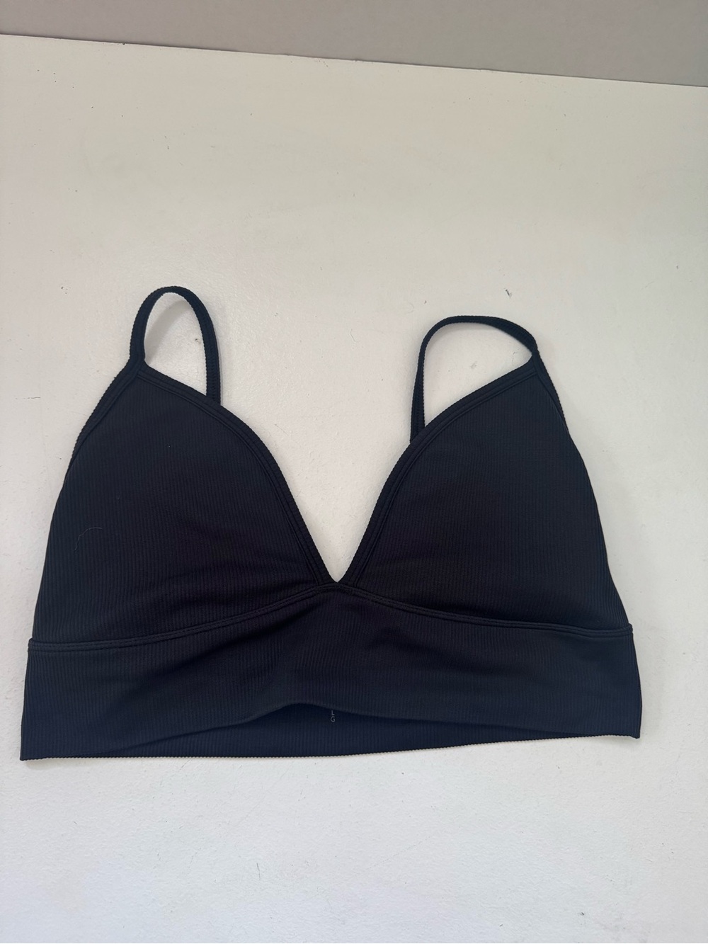 Athleta Aurora Triangle Bra black ribbed V-neck size large
